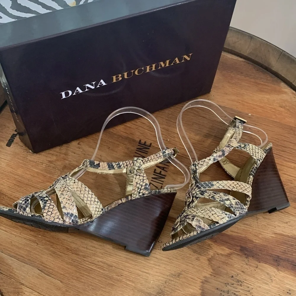 Dana Buchman | NIB Vala Snake Embossed Leather Strappy Stacked Wedge Heels 6.5 M